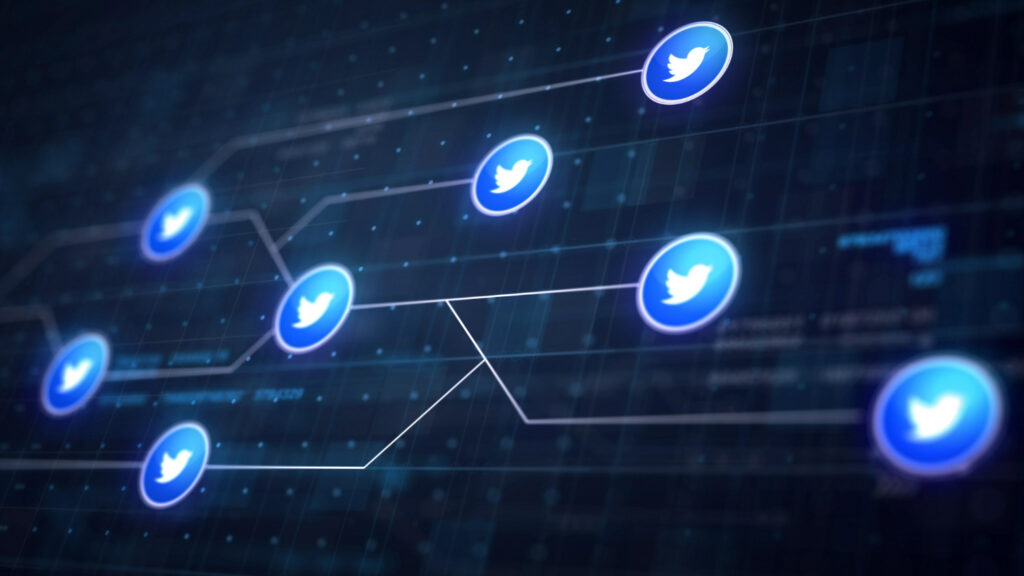 Crypto Twitter Influencers: Top 45 People You Should Follow
