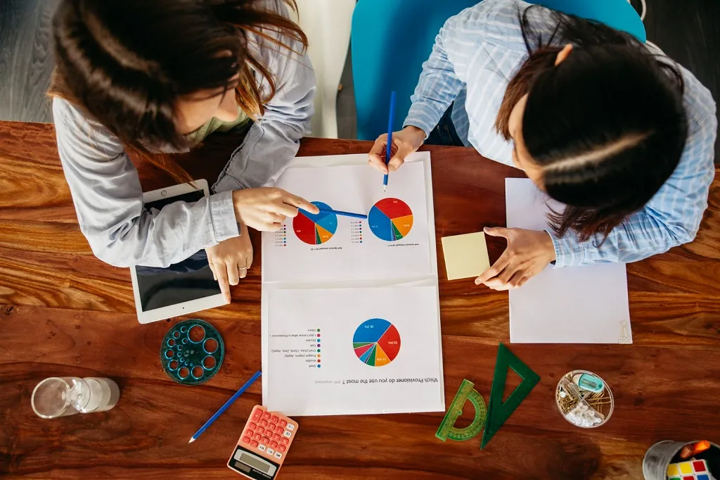 Threads vs Twitter: A Deep Dive into Social Media's Biggest Rivalry 5 Comparative Analysis